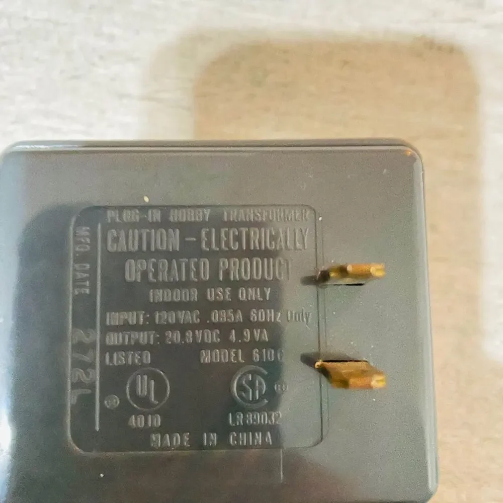 Vintage TYCO Power Supply Model 610C
